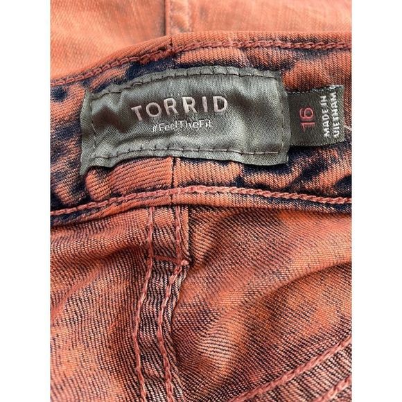 Torrid Jean Shorts Size 16 - Picture 3 of 6